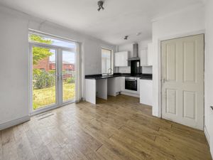 Photo 7- click for photo gallery